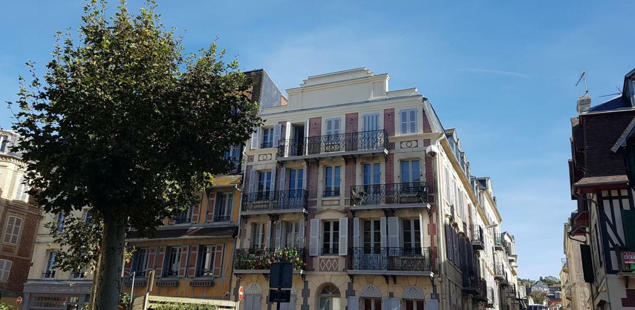Duplex 50 M2 Au Pied Des Planches Apartamento Trouville-sur-Mer Exterior foto